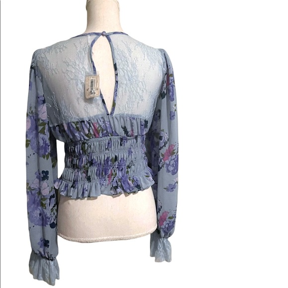 NWT Free People Women's
Daphne Blouse - Picture 6 of 7